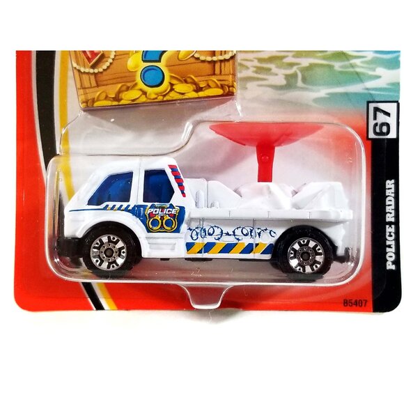 Matchbox Police Radar / 2005 / #67 / Buried Treasure - Picture 2 of 7